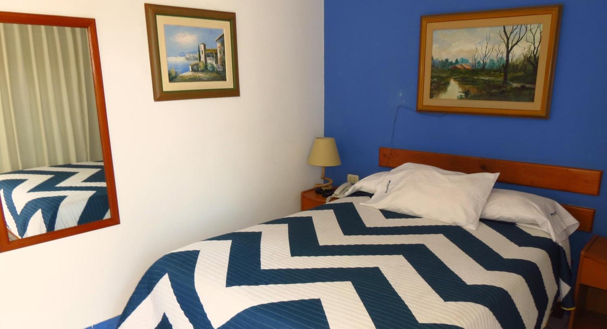 Hotel Bracamonte Huanchaco Bagian luar foto