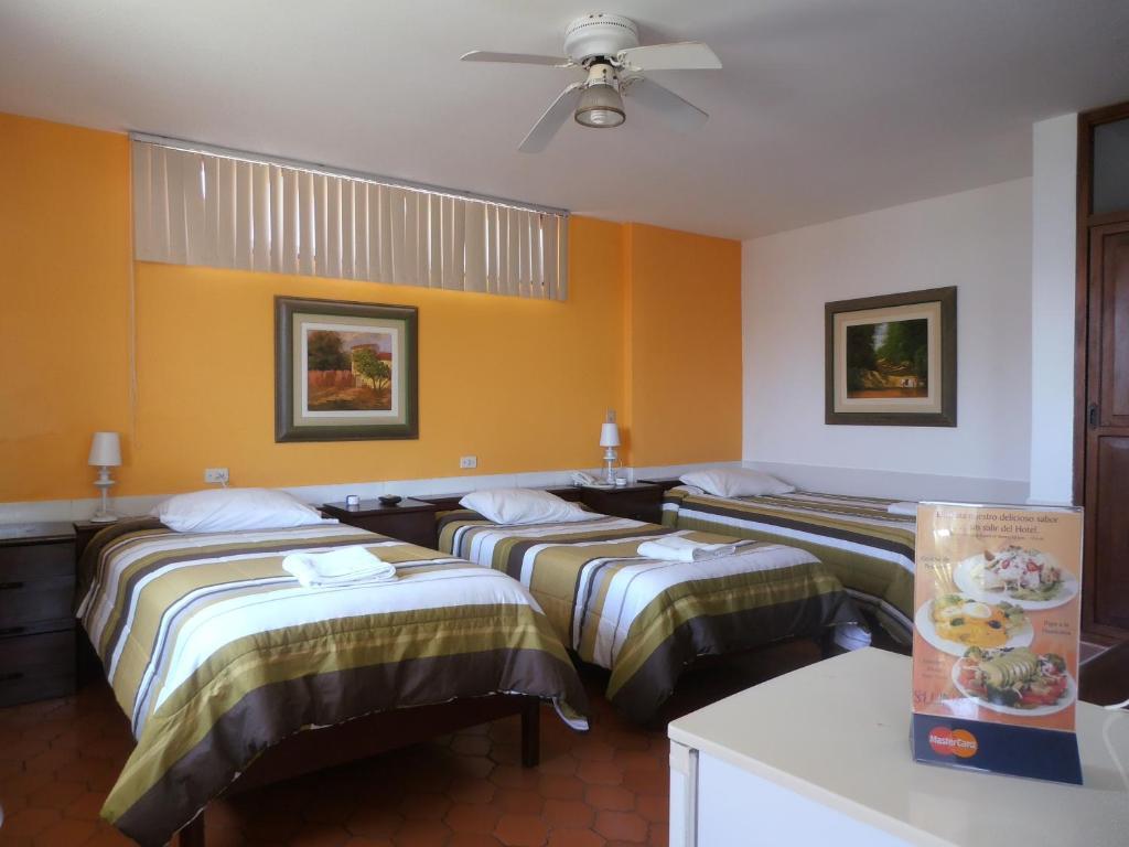 Hotel Bracamonte Huanchaco Ruang foto