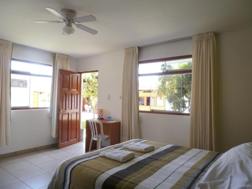 Hotel Bracamonte Huanchaco Ruang foto