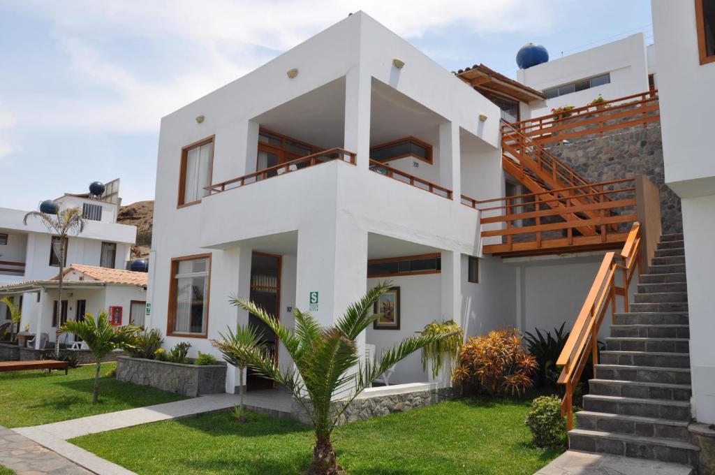 Hotel Bracamonte Huanchaco Bagian luar foto
